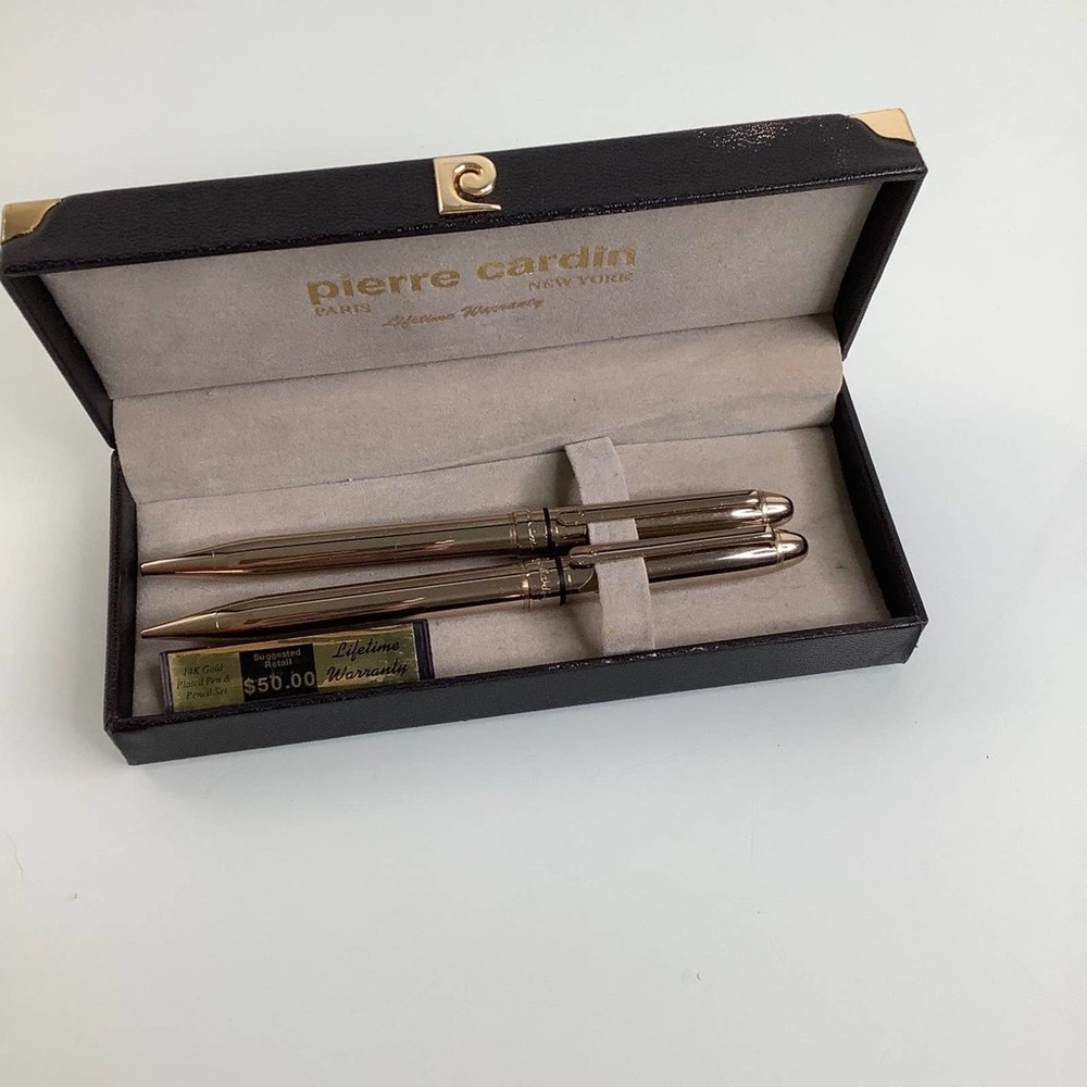 Vintage Pierre Cardin of Paris/NY 14K gold plated Pen & Pencil Set NEW